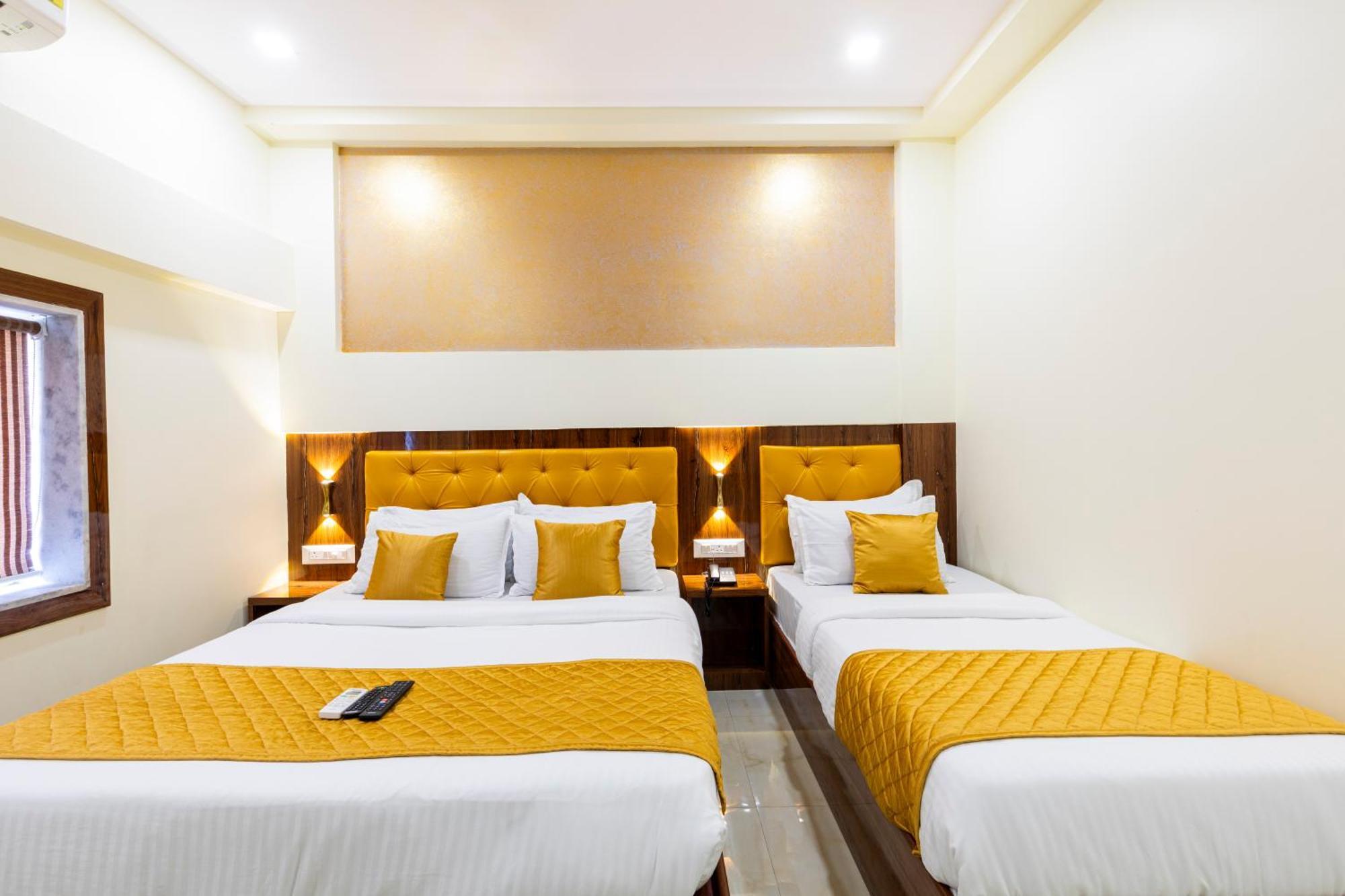 New Imperial Hotel Bombaj